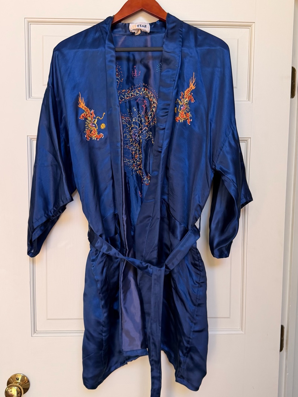 vtg silk embroidered robe